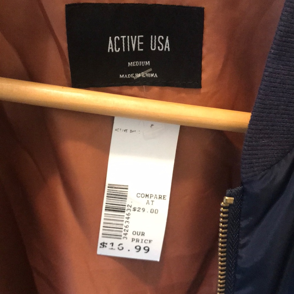 Bomber jacket - Picture 4 of 4